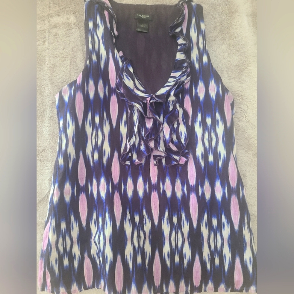 Ann Taylor sleeveless blouse